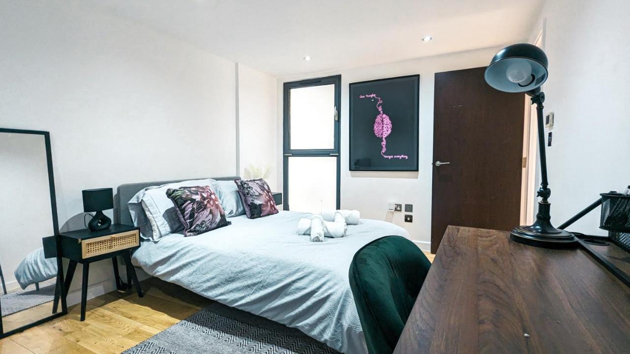 Spacious Apartment In Trendy Hackney London Exteriör bild